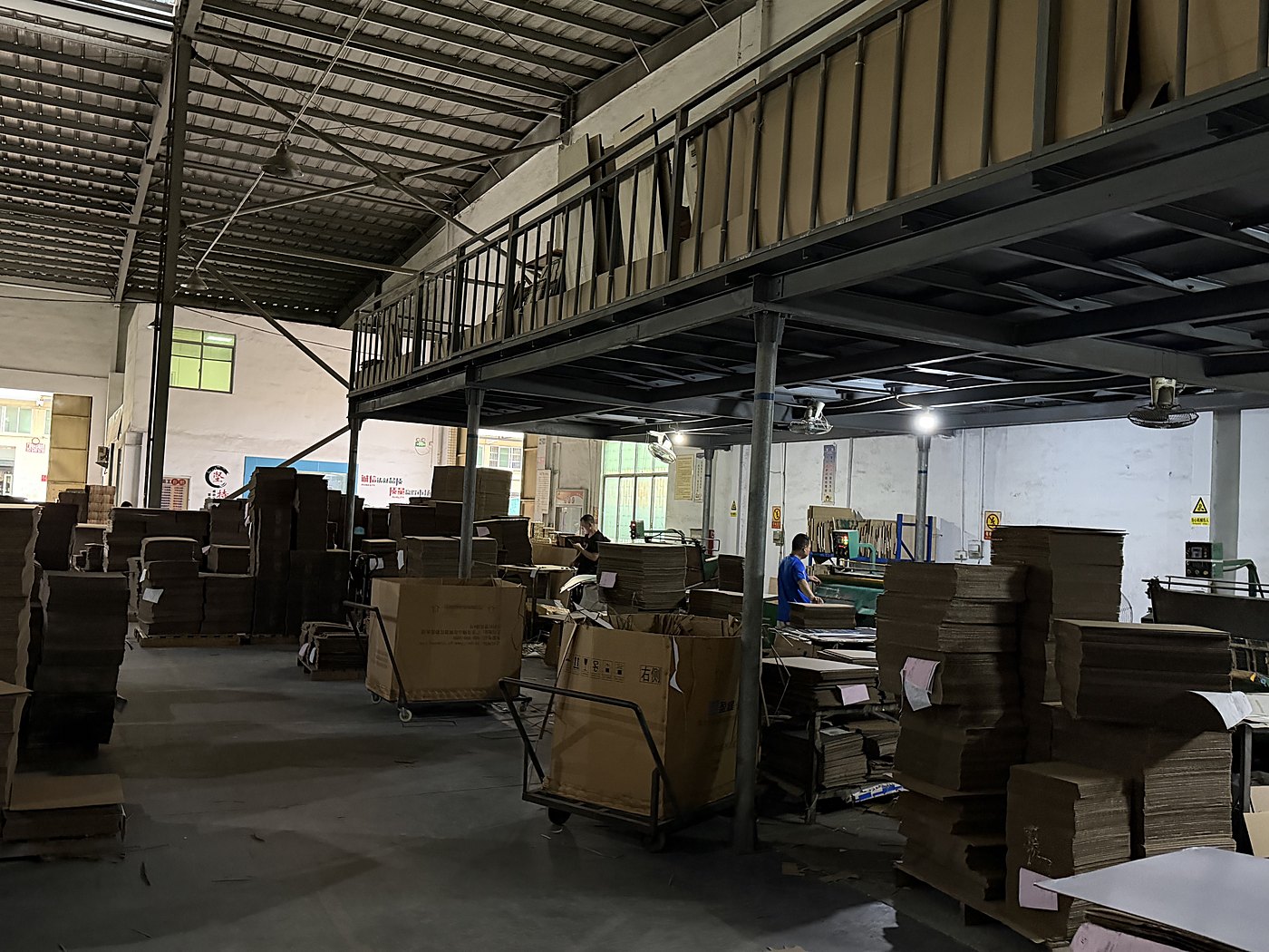 Finished goods warehouse racking